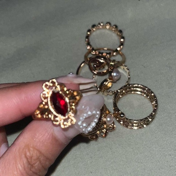 faux gold rings pack of 9 - Picture 3 of 5